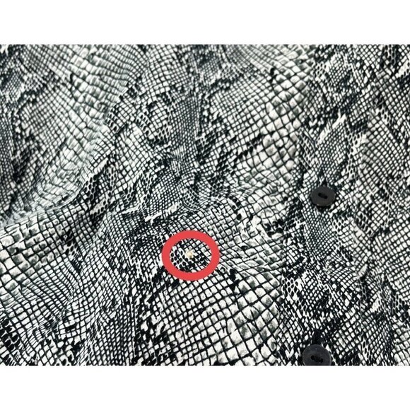 Foxcroft Sz 10 Wrinkle Free Fitted Fit Snakeskin Print m Button Up Shirt Womens - Picture 5 of 12